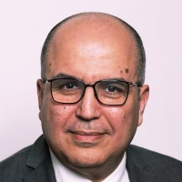 Photo d'Aziz, Directeur des systèmes d'information / directeur de programme