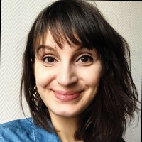 Photo d'Emmanuelle, Responsable éditoriale l UX content manager