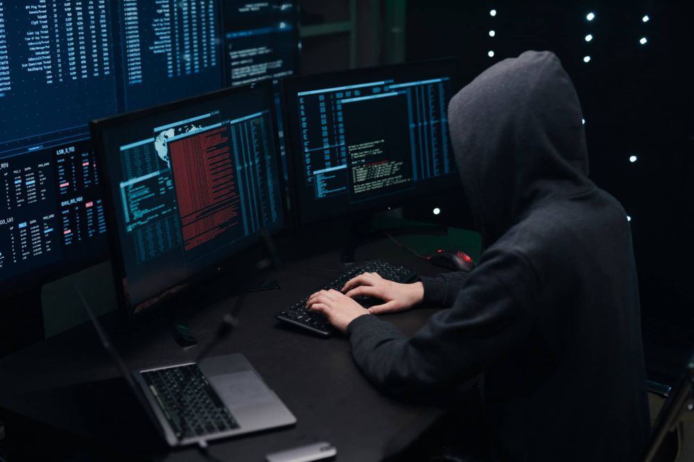 Cyberattaque : des millions de données sensibles de Pôle emploi en vente sur le darkweb