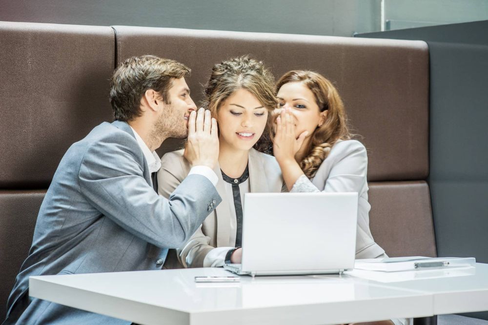 Développer son activité en freelance à l’aide du bouche-à-oreille
