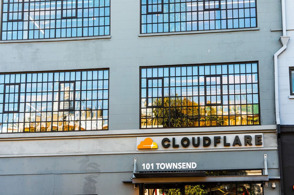 Une importante panne affecte Cloudflare empêchant l’accès à des millions de sites